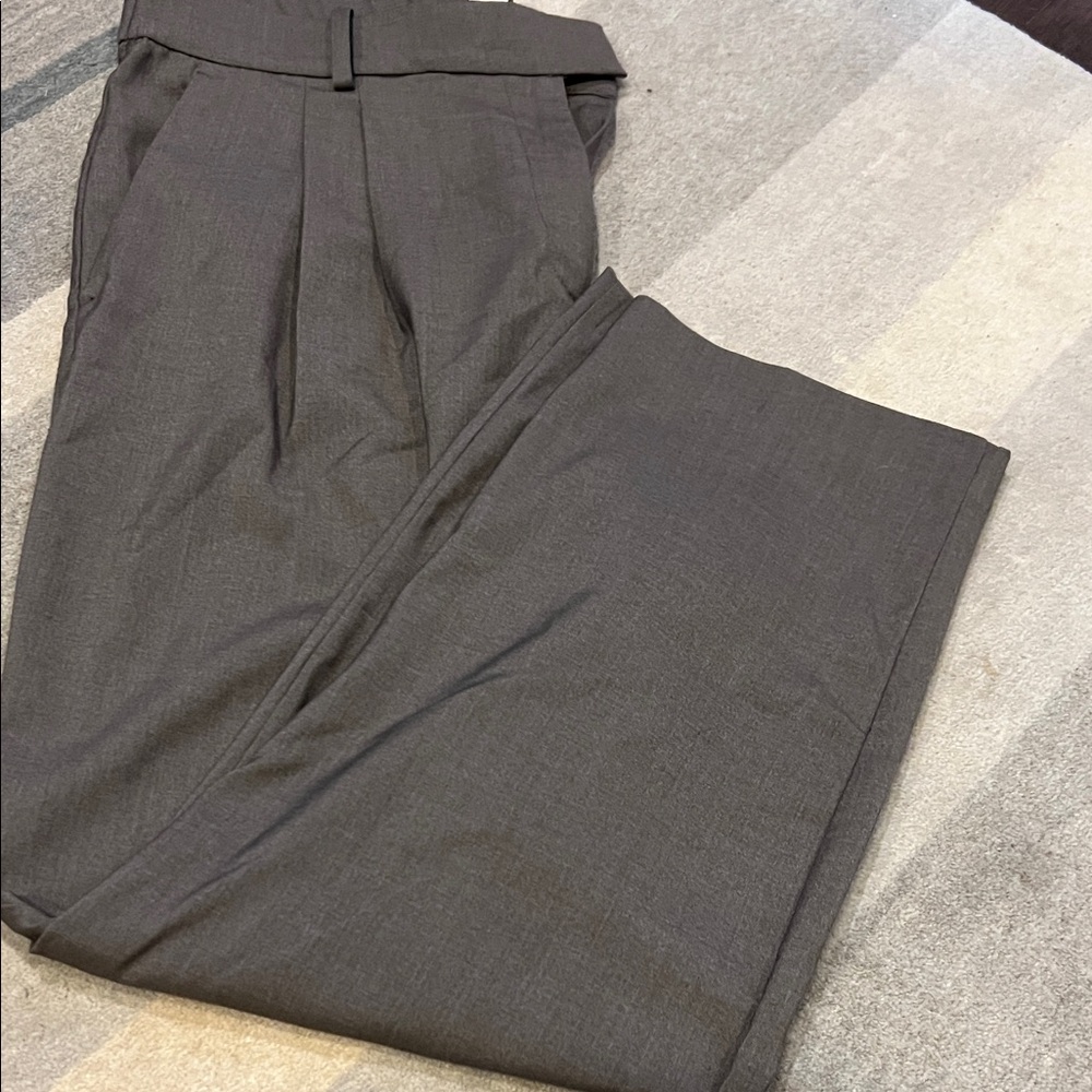 H&M Women's Gray Dress Pants